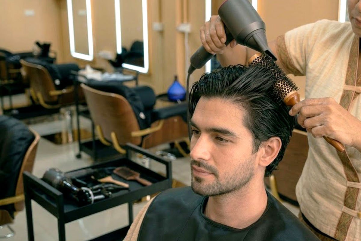 Hair wash and blow dry service, Care 22 Bangkok